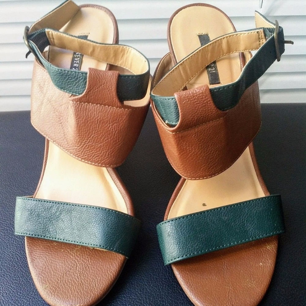 Forever 21 Buckle Strap Heeled Sandal size 6